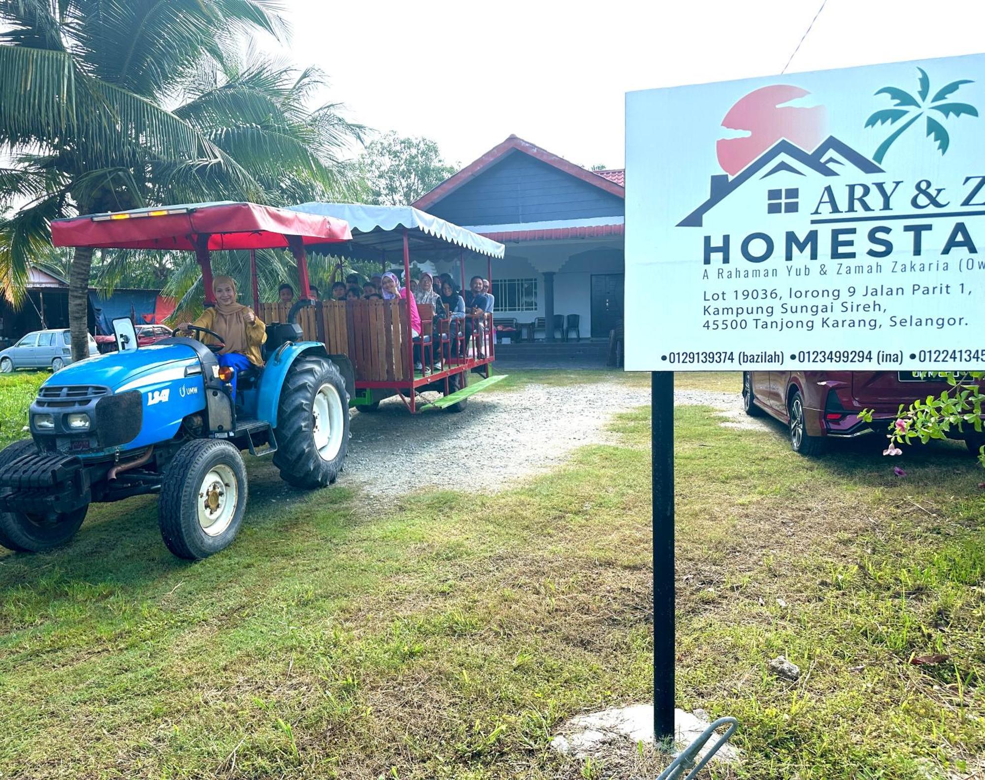 Ary&Zz Homestay For Islam Guests Tanjung Karang Exterior foto